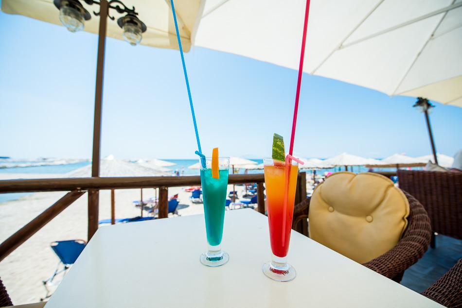 Hotel Ralitsa bar na plazi.jpg