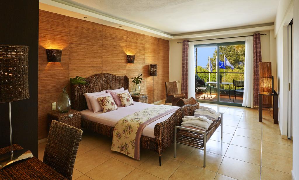 Hotel Ilio Mare honeymoon suites.jpg