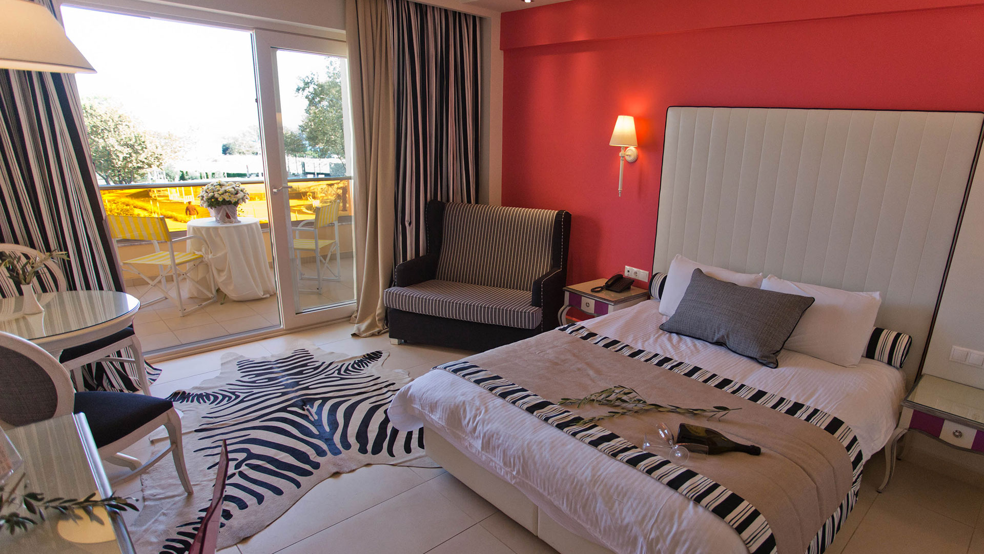 Hotel Litohoro Olympus Resort Villas _ Spa Deluxe room with sea view 1.jpg