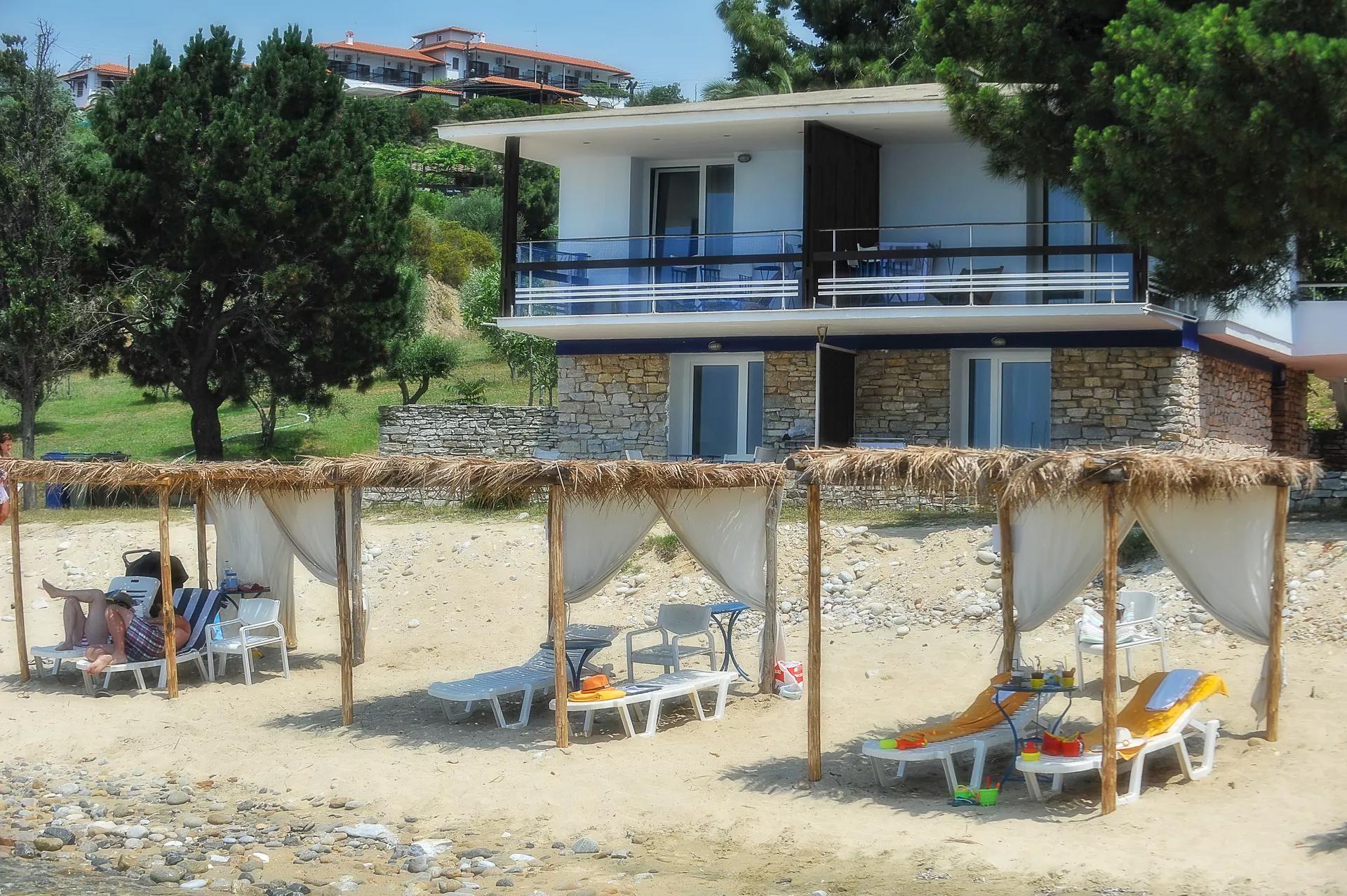 Hotel Xenia bungalow beach front.jpg