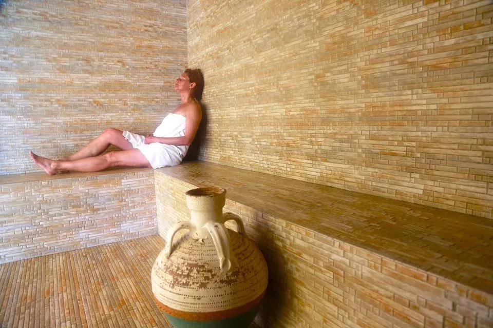 Hotel Xenia sauna.jpg