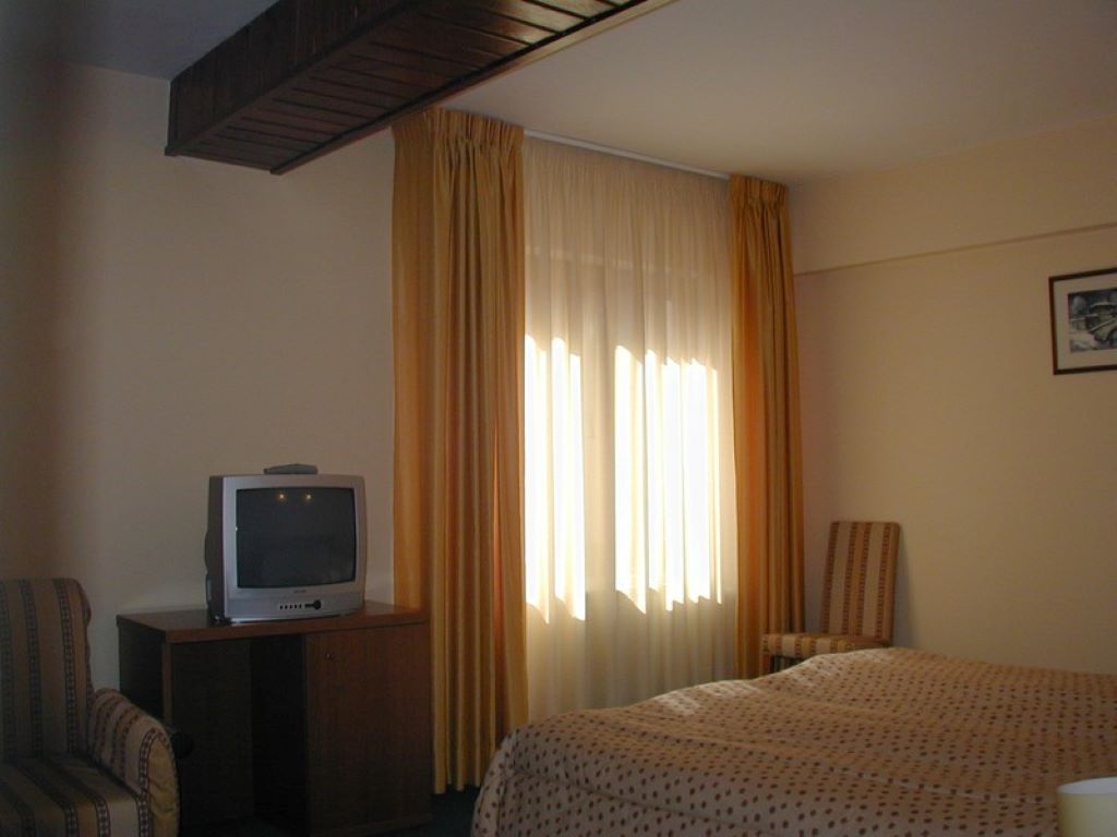 Hotel Pirin-Standardna delux soba.JPG