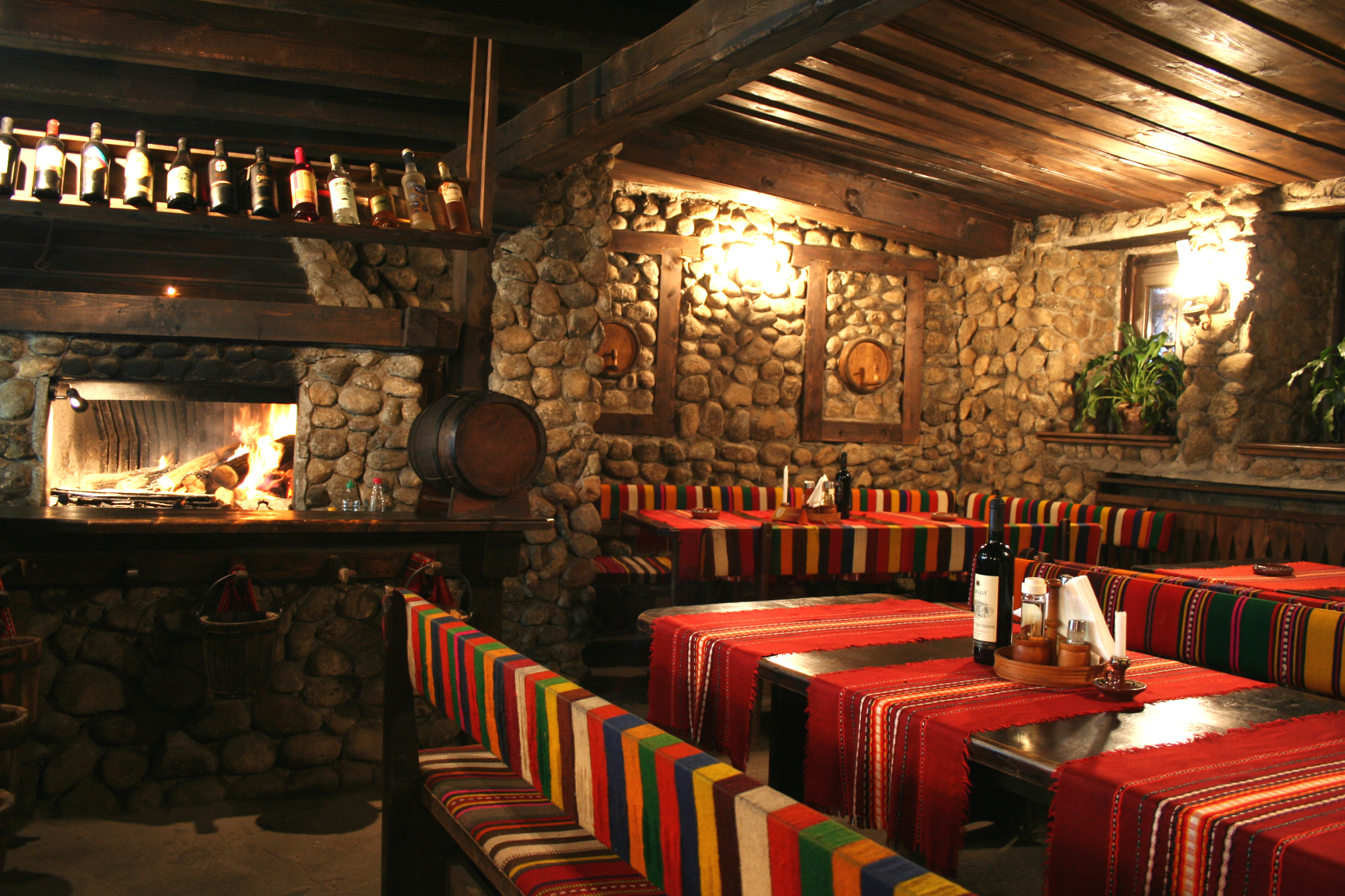 Hotel Valevicata-Taverna.jpg