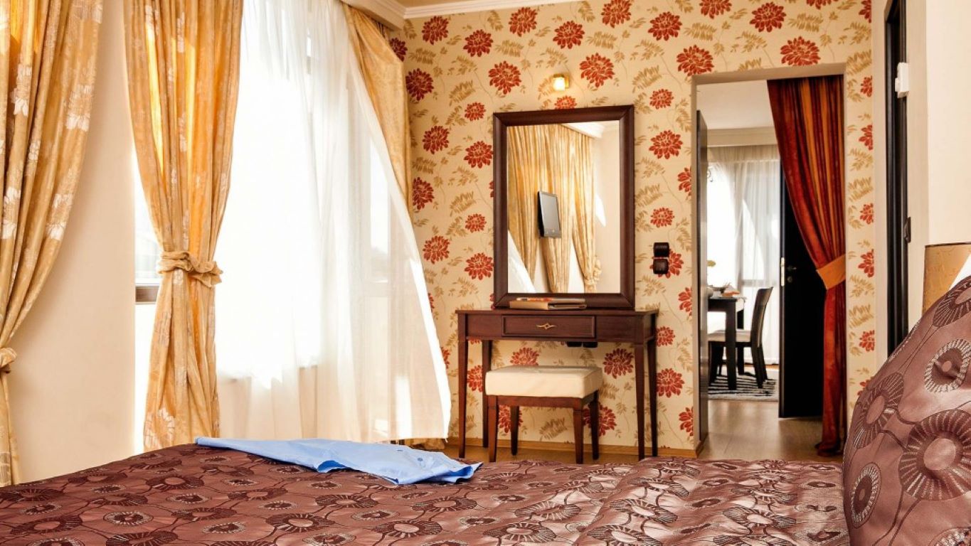 Premier luxury Resort - Ambasador suite.jpg