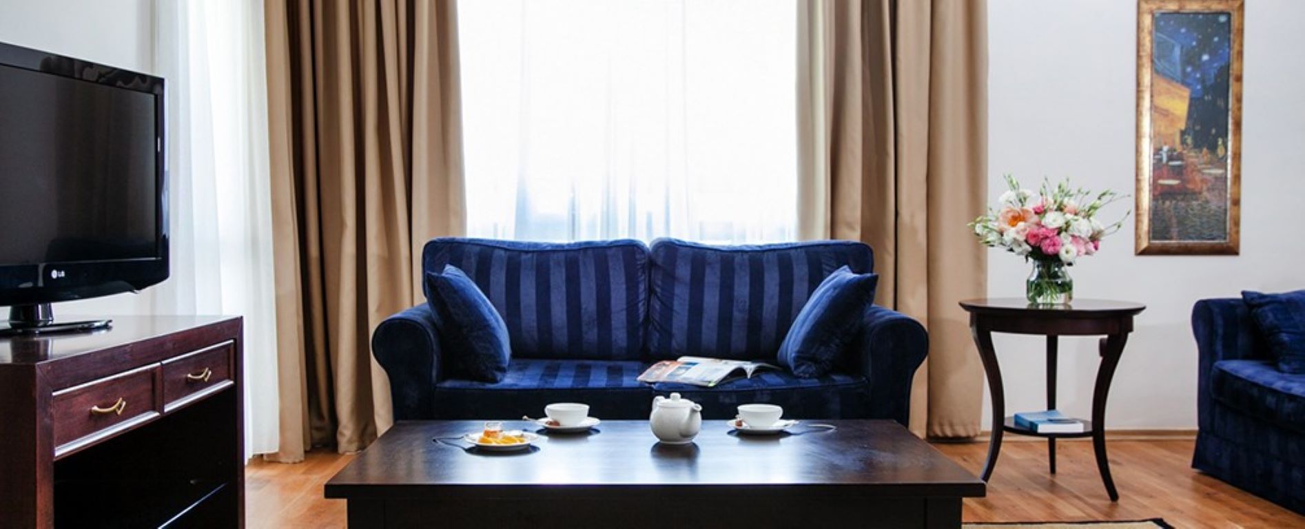 Premier luxury Resort - executive suite.jpg
