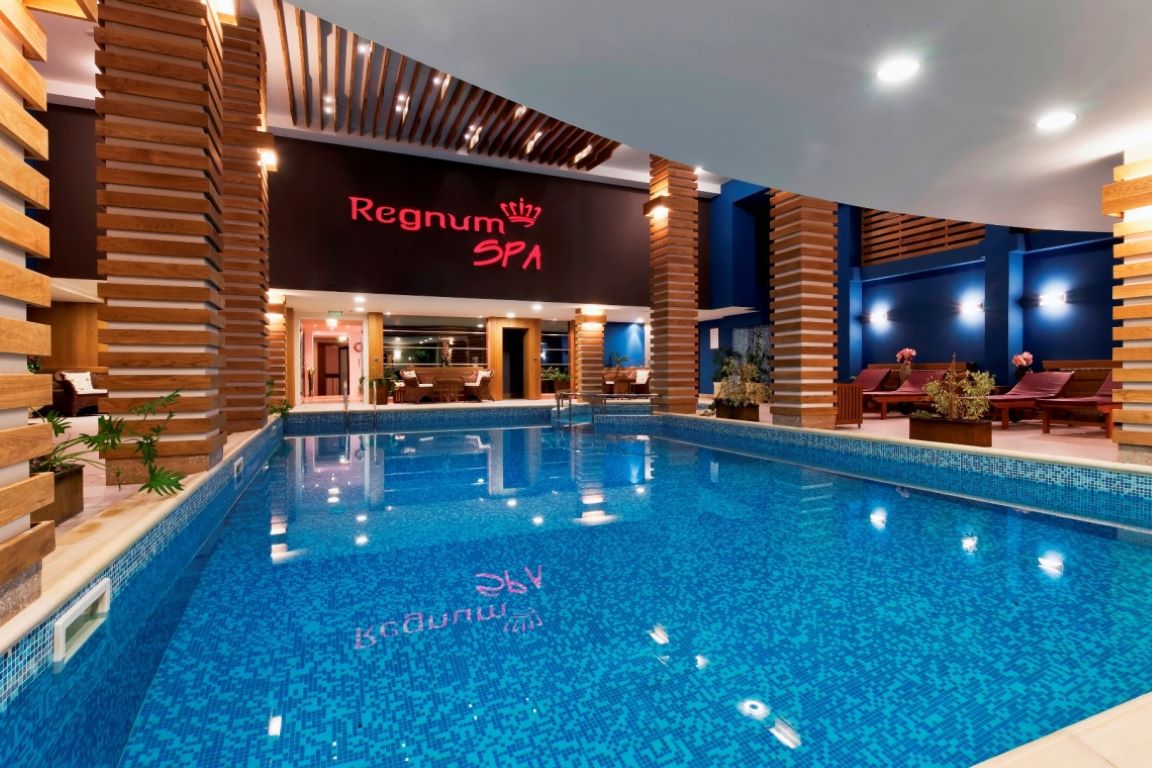 Regnum Apart Hotel & Spa-Unutrasnji bazen.jpg