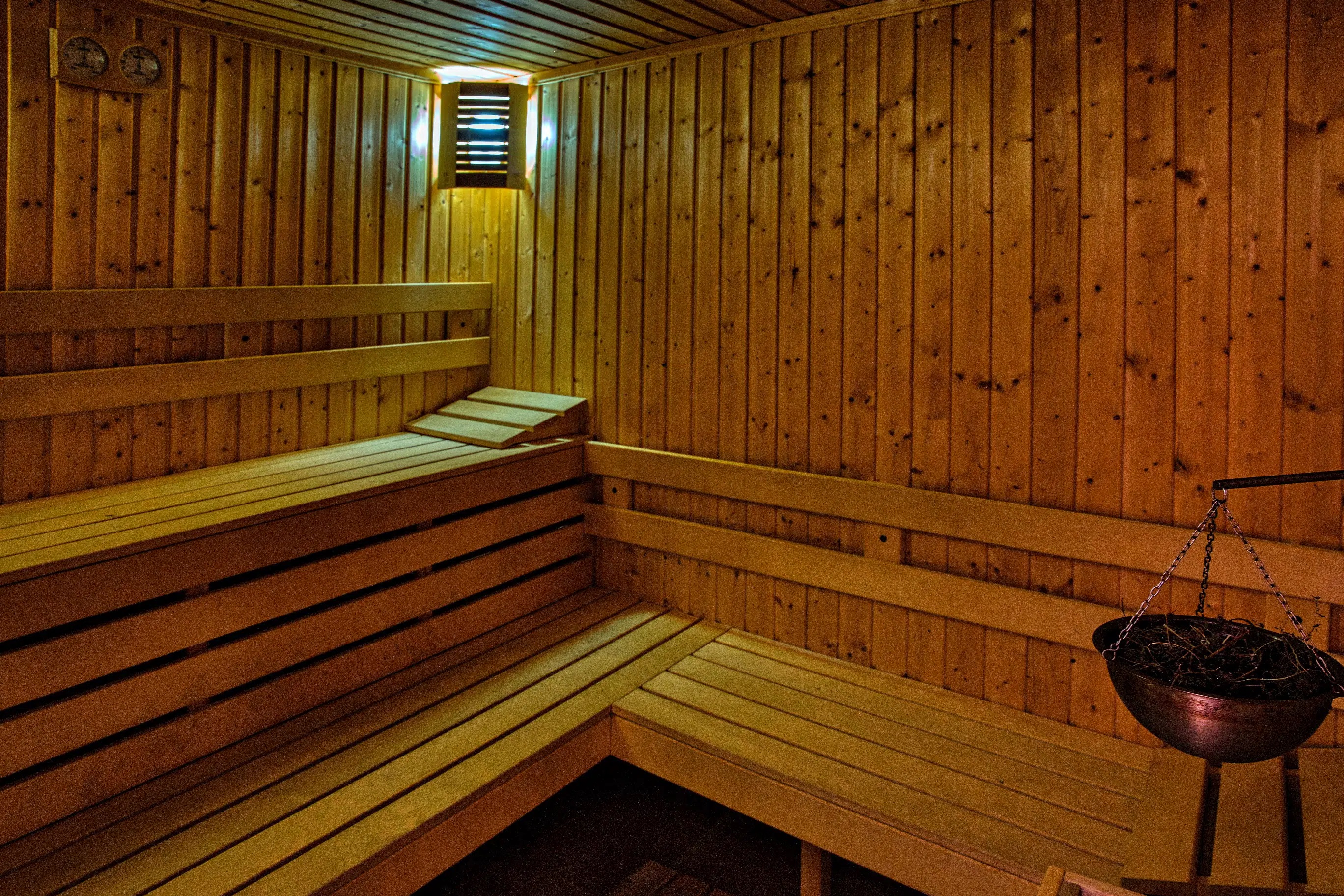 MPM Guinness Hotel-Sauna.jpg