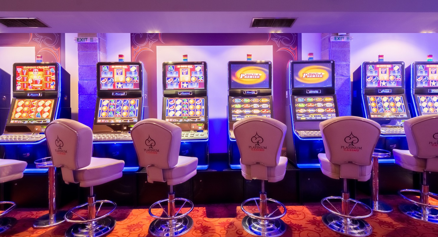 Platinum Hotel & Casino-Slot masine.jpg
