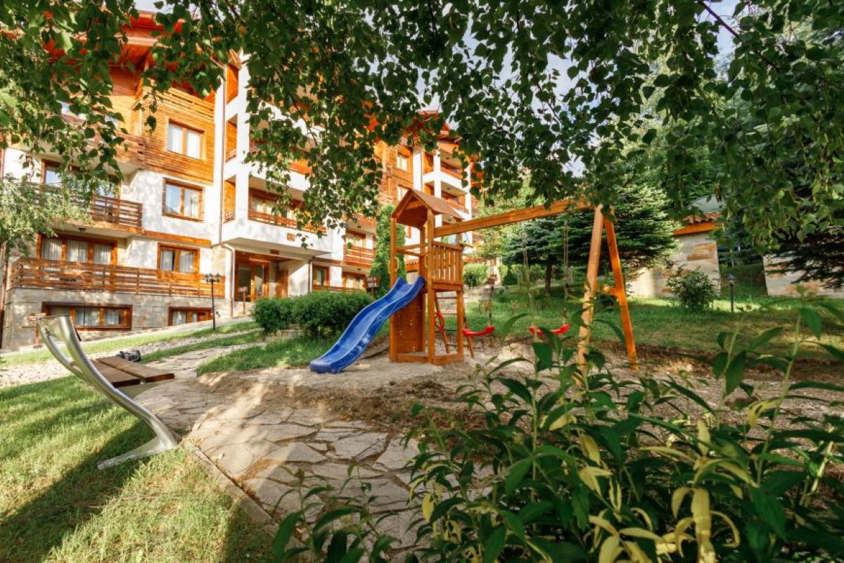 Spa Resort ST Ivan Rilski - igralište za decu na otvorenom.jpg