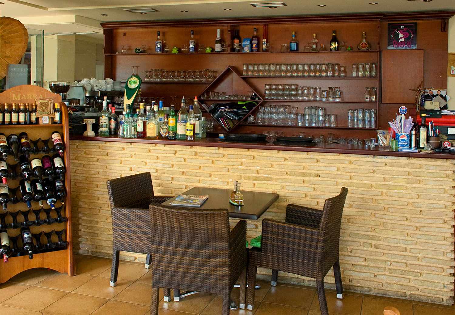 Hotel Esperanza cafe-bar 2.jpg