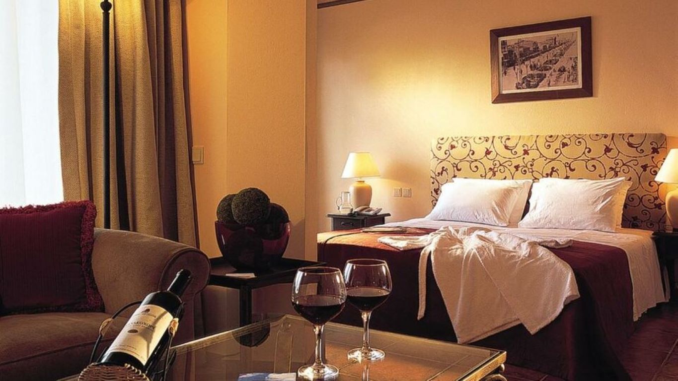 Grecotel Grand Hotel Egnatia-Egnatia junior suite.jpg