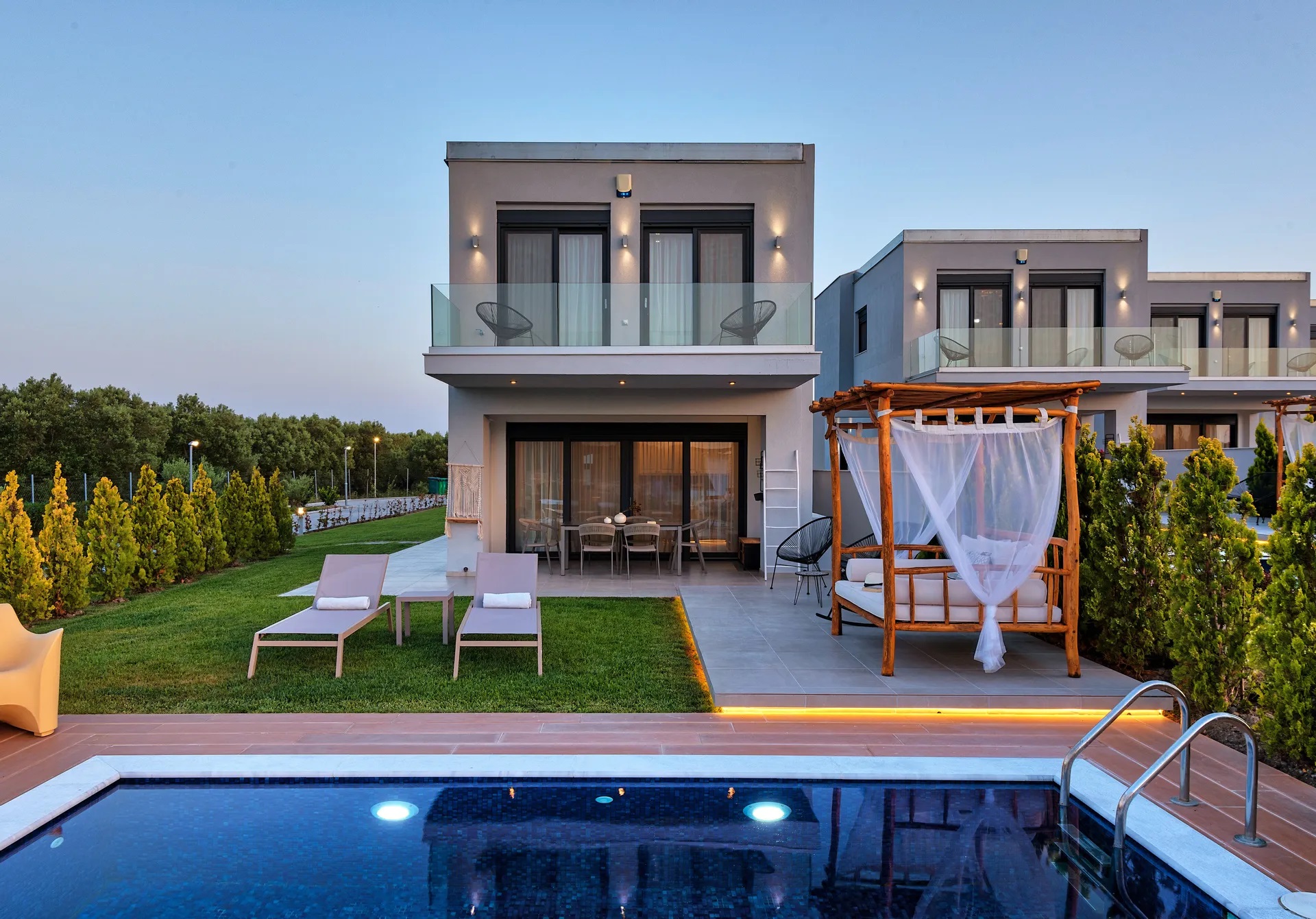 Soleado Luxury Villas-Premium tro i po sobna vila.jpg