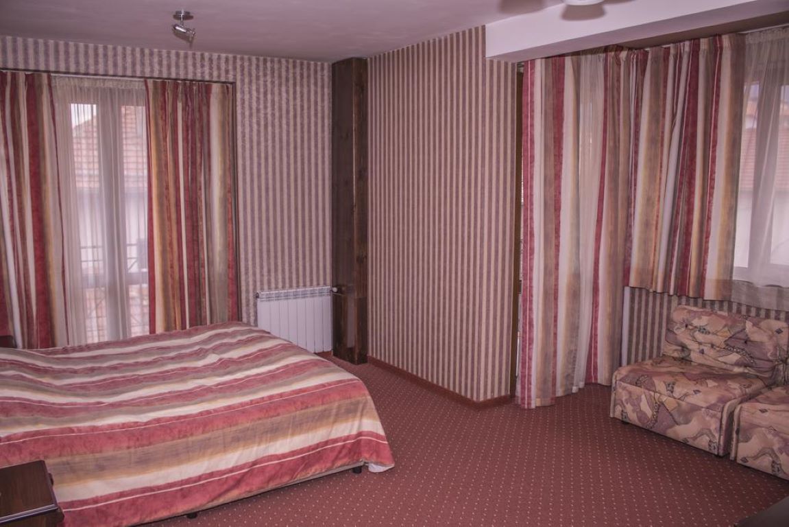 Ivel Hotel-Standardna soba.jpg