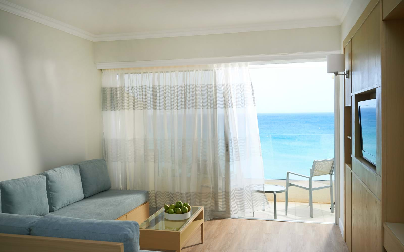 Sunrise Beach Hotel-Jednosoban suite.jpg