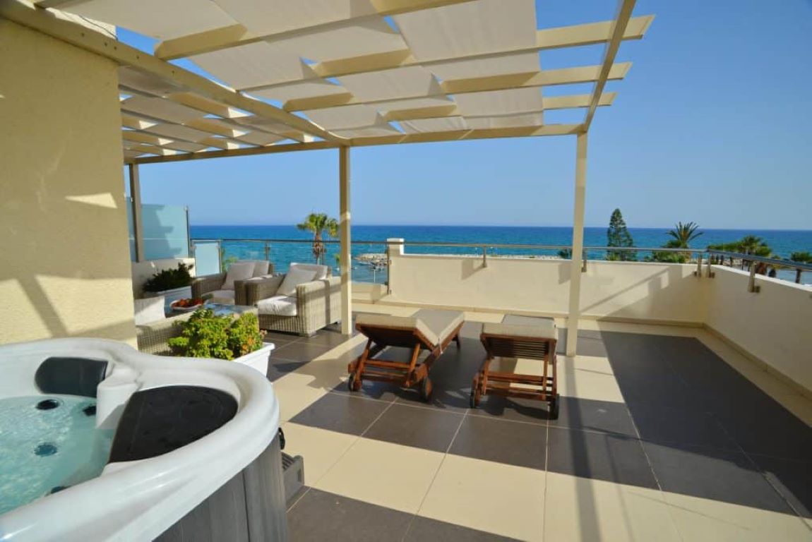 Golden bay Beach Hotel-Predsednicki suite.jpg