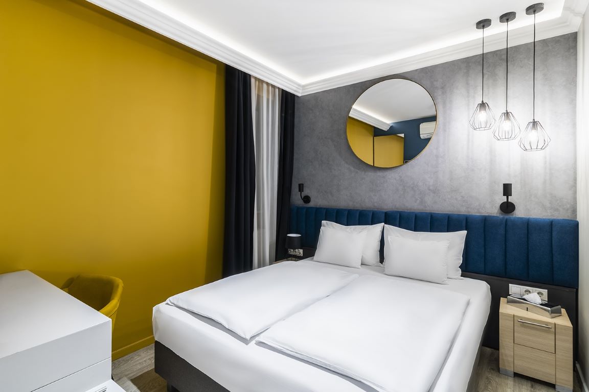 alta moda fashion hotel-double room.jpg