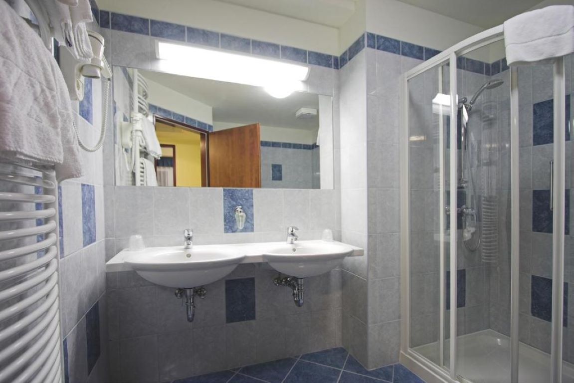 Benzur 4- apartman-kupatilo.jpg