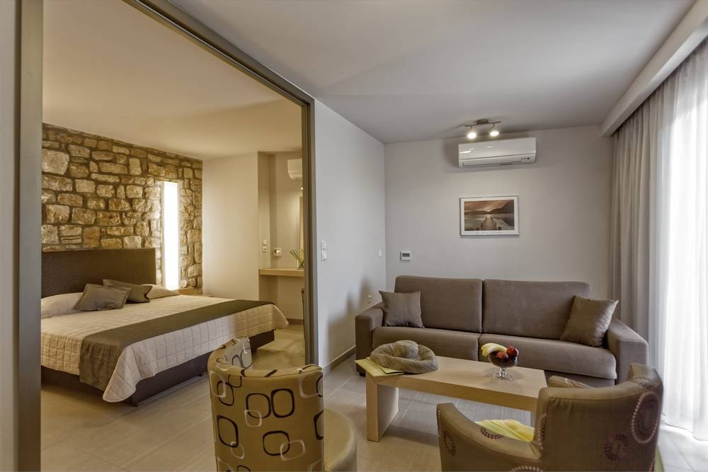 Lagomandra Hotel _ Spa Hotel Suites 6.jpg