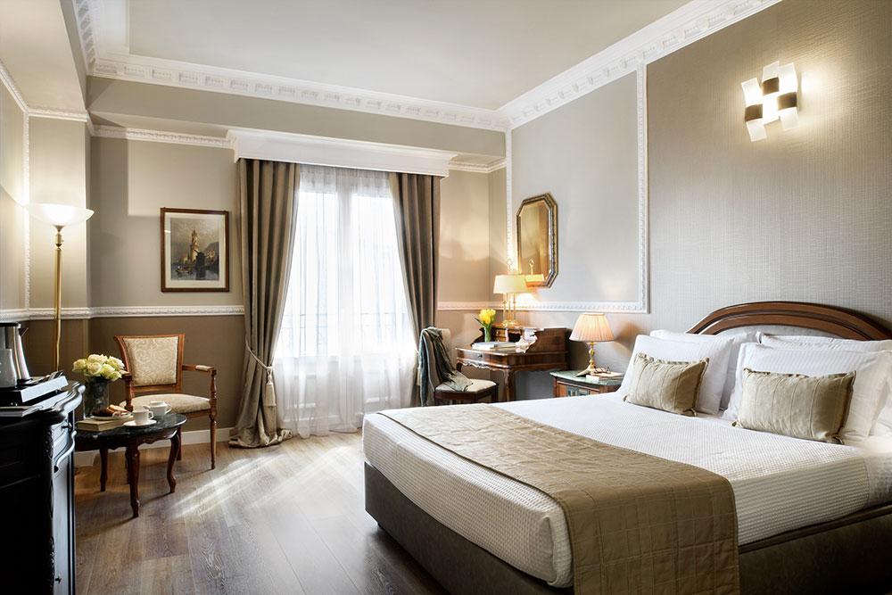 Hotel Mediterranean Palace premium room 1.jpg