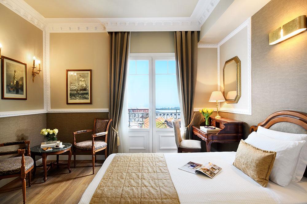 Hotel Mediterranean Palace premium room 3.jpg