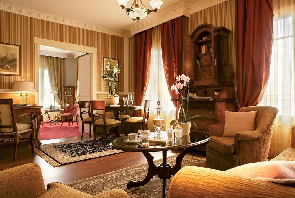 Hotel Mediterranean Palace presidential suite 1.jpg