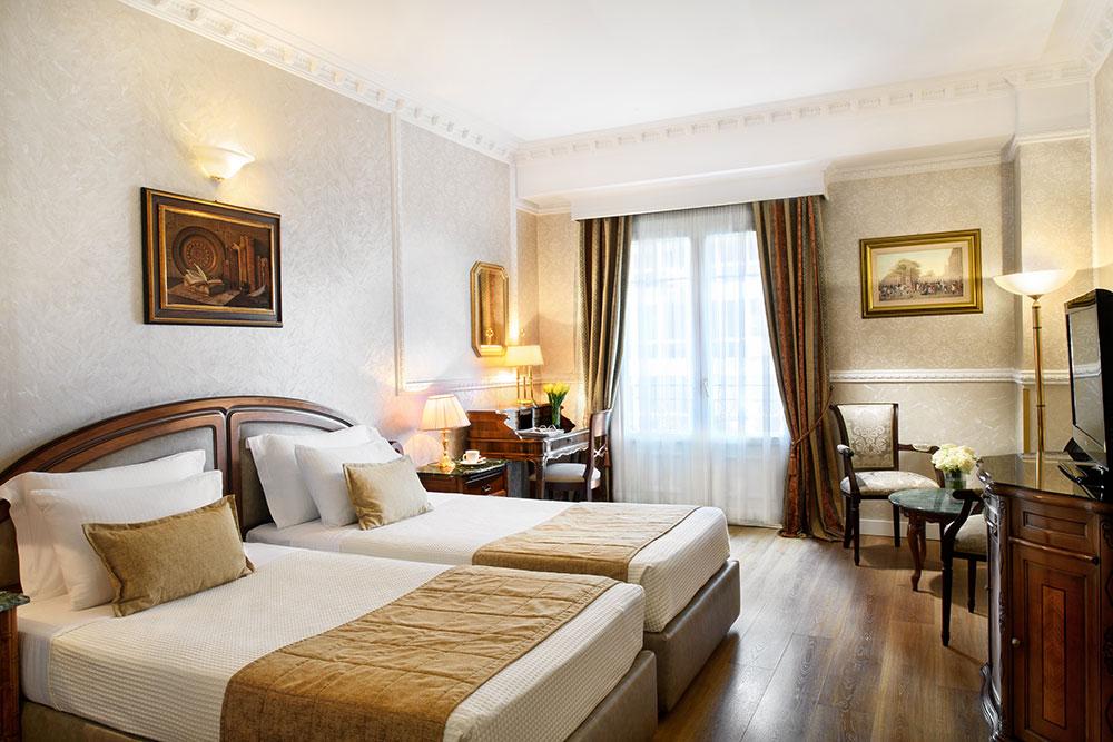 Hotel Mediterranean Palace superior room 1.jpg