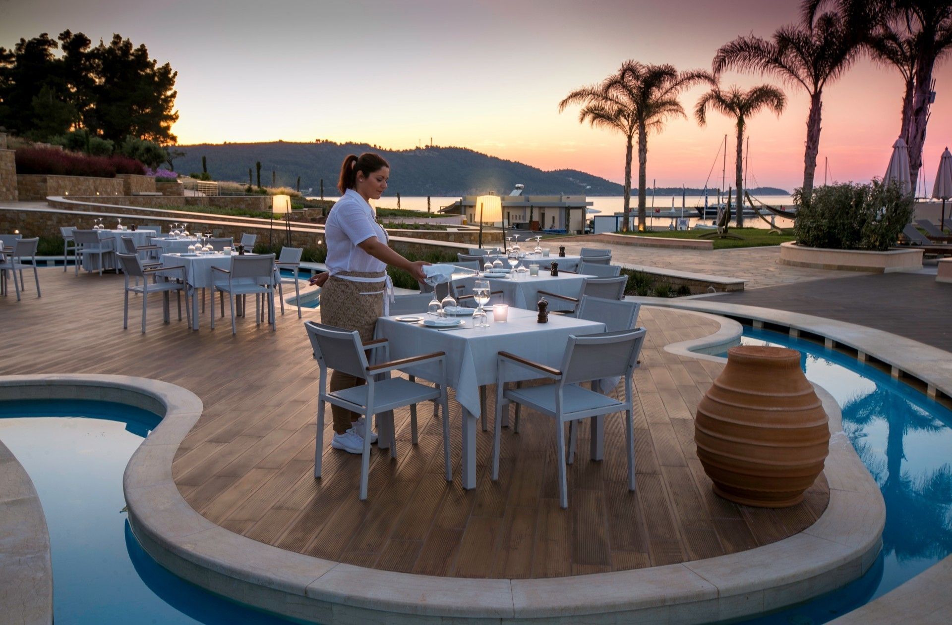 Miraggio Thermal Spa & Resort Hotel-Restoran na bazenu.jpeg
