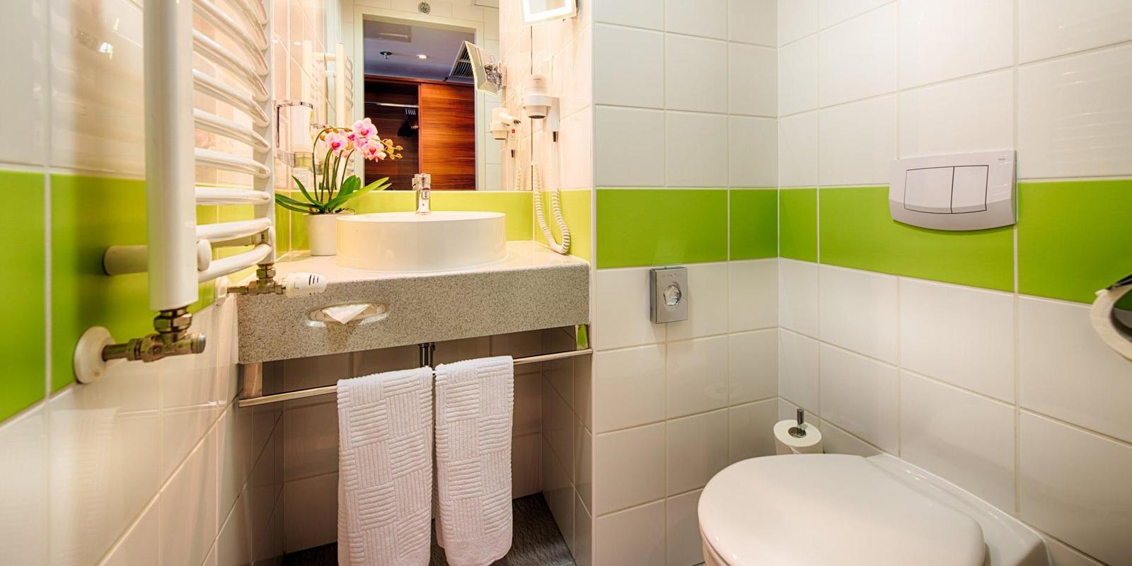 Achat hotel Budapest kupatilo.jpg