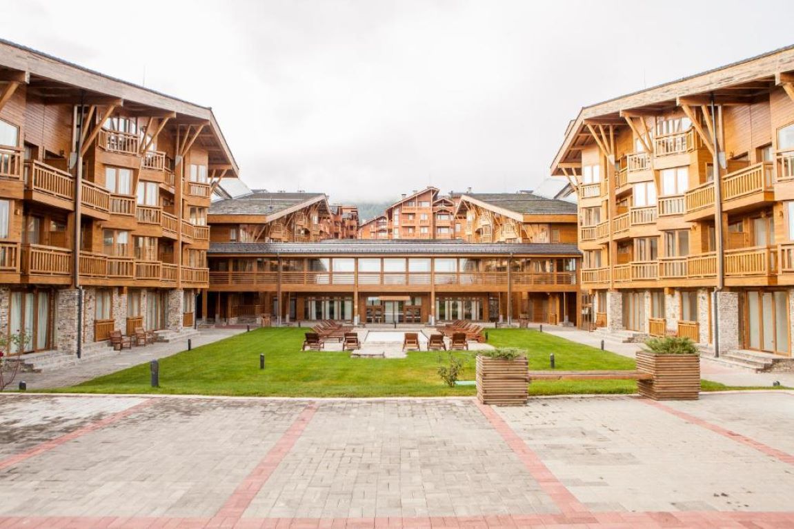 Pirin Golf Holiday Apartments-Kompleks hotela.jpg