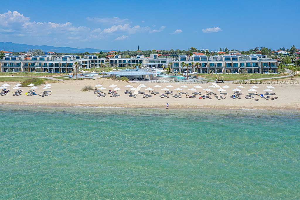 Hotel Portes Lithos beach.jpg