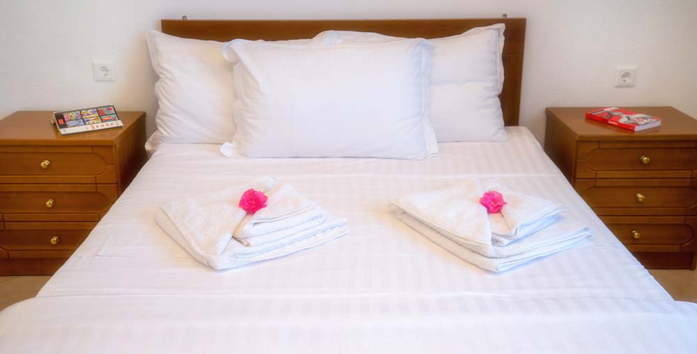 Filipos hotel - francuski krevet.jpg
