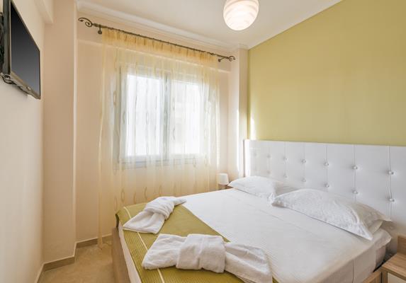 Lagaria Hotel and Suites - francuski krevet.jpg