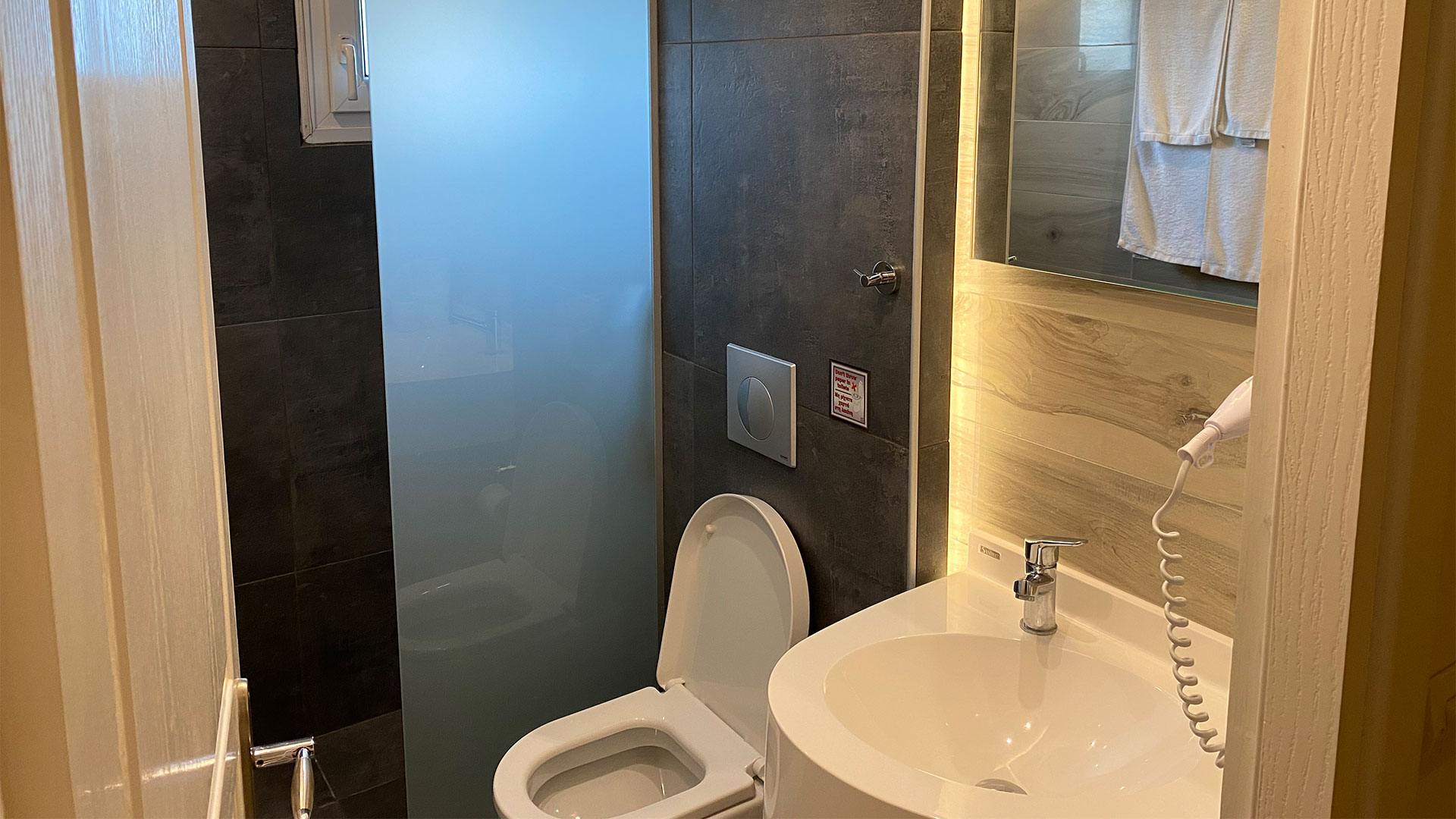 Hotel Anais bathroom.jpg