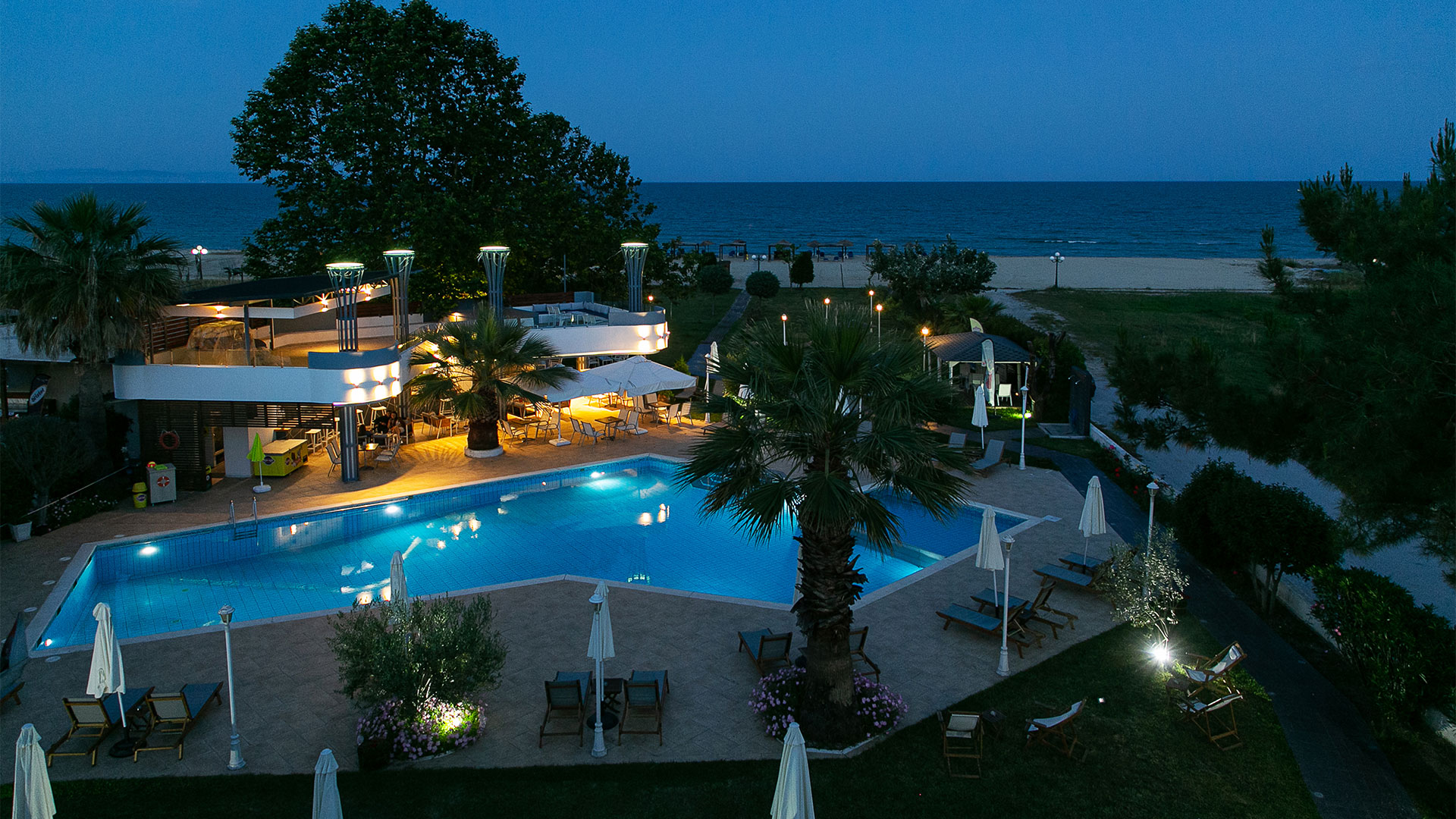 Hotel Anais pool.jpg