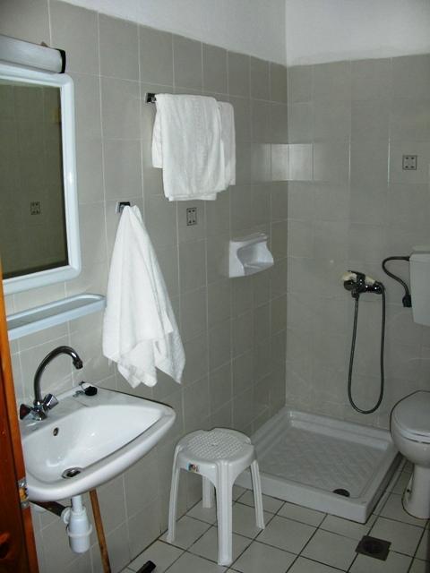 Hotel Achilion bathroom.jpg